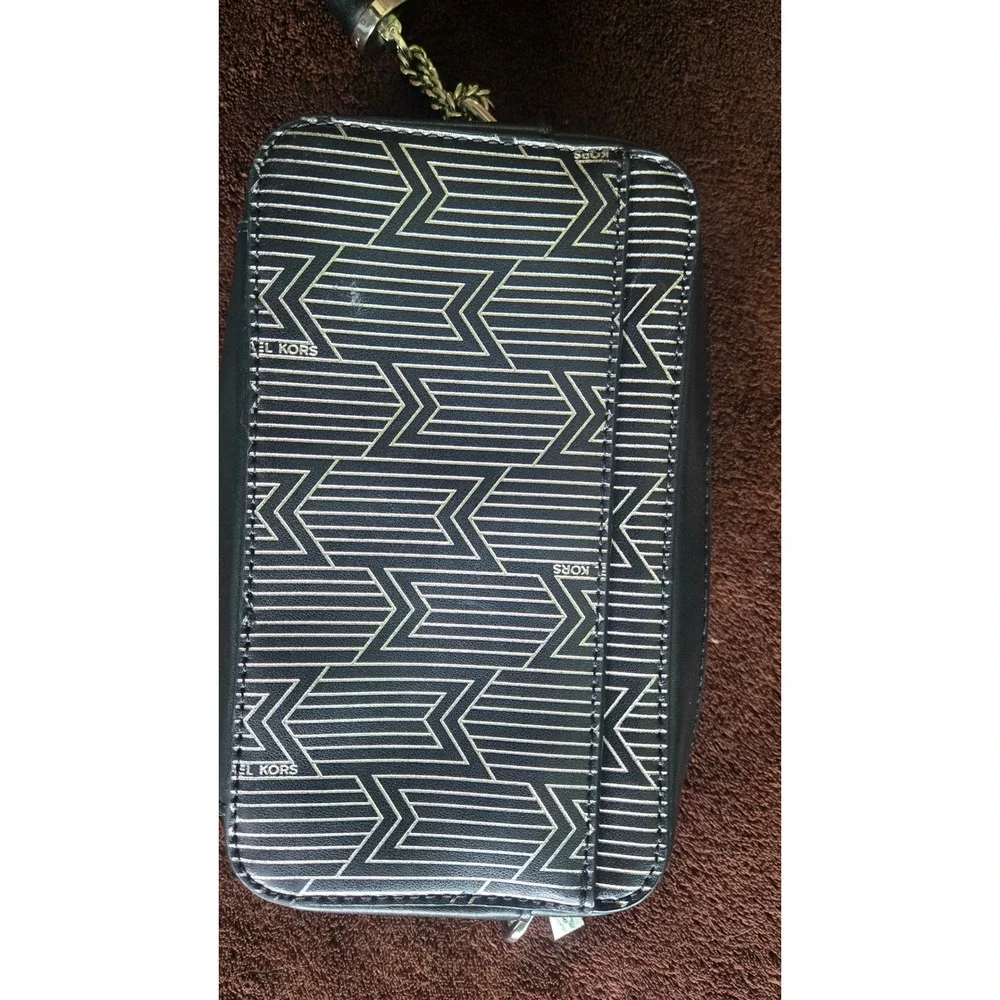 Michael Kors Black Leather Geometric Chevron Tassel Crossbody Bag Silver HW